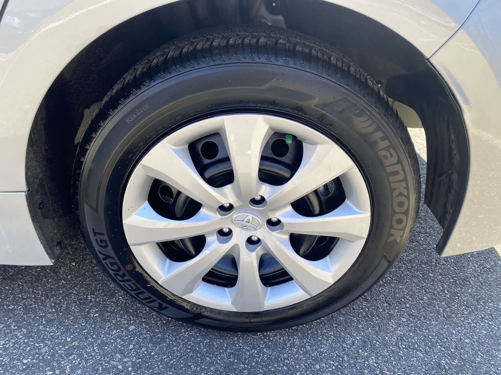 Thumbnail: 2024 Toyota Corolla - 16