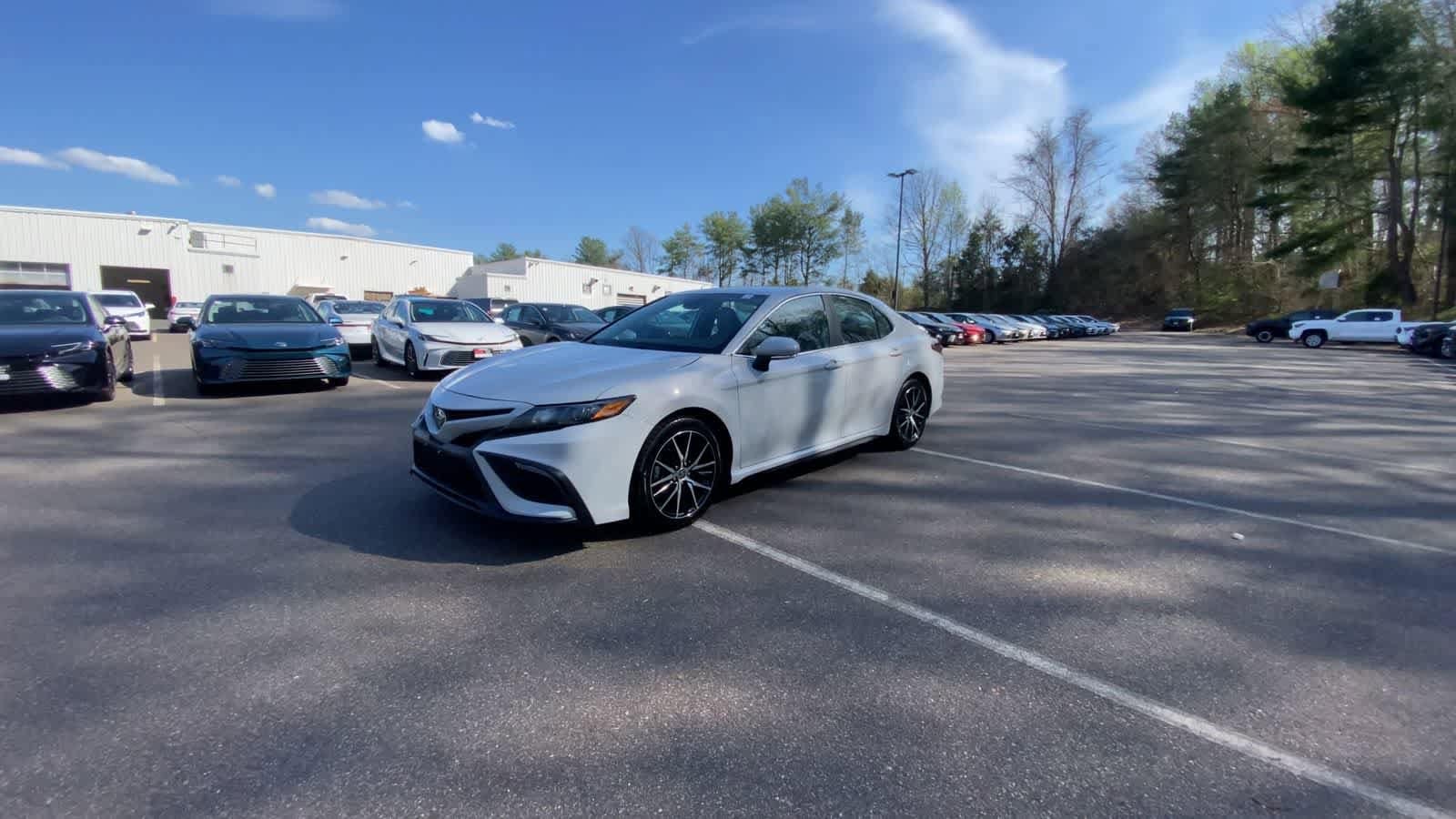 Thumbnail: 2024 Toyota Camry - 4