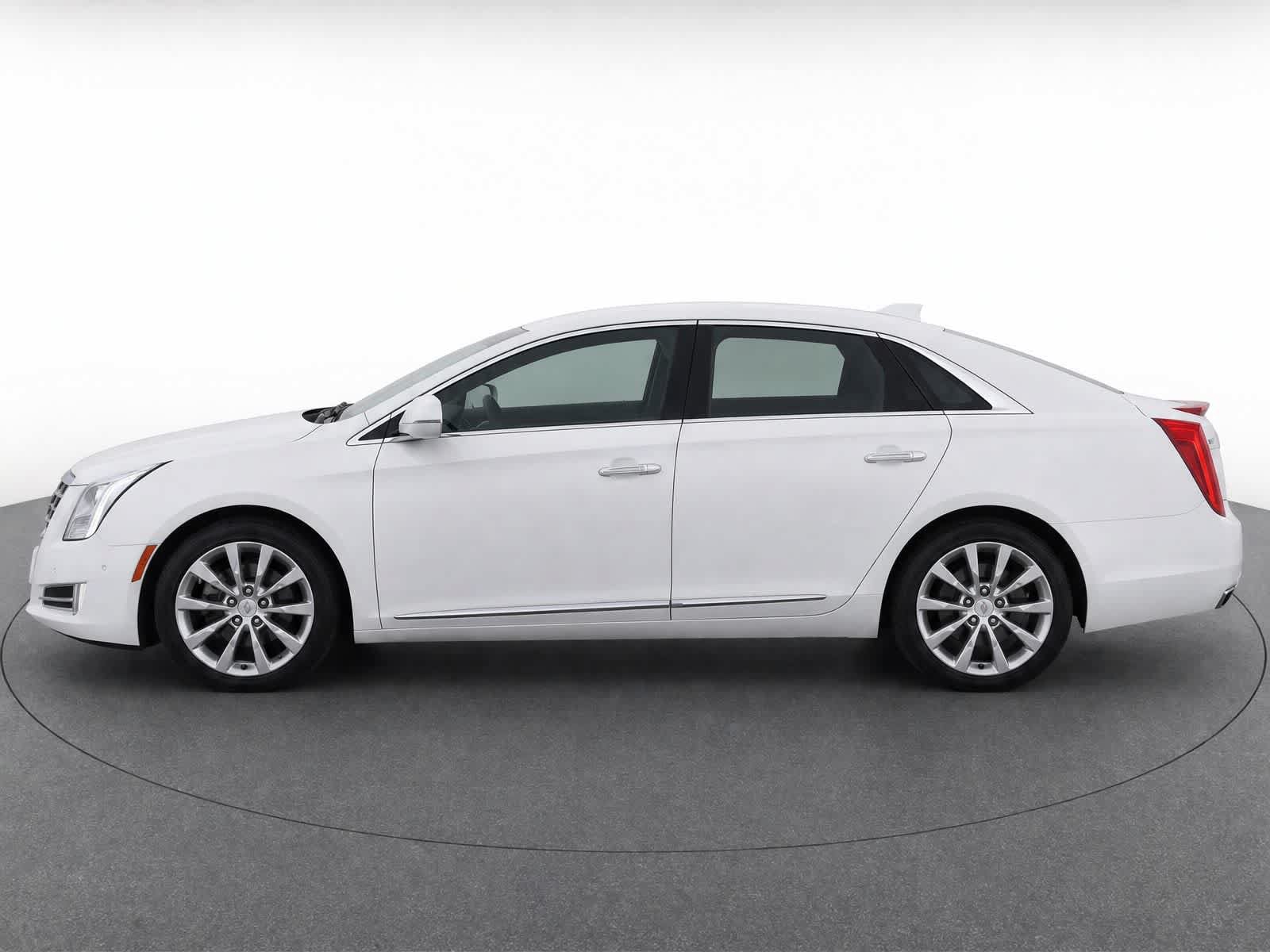 Thumbnail: 2017 Cadillac XTS - 6