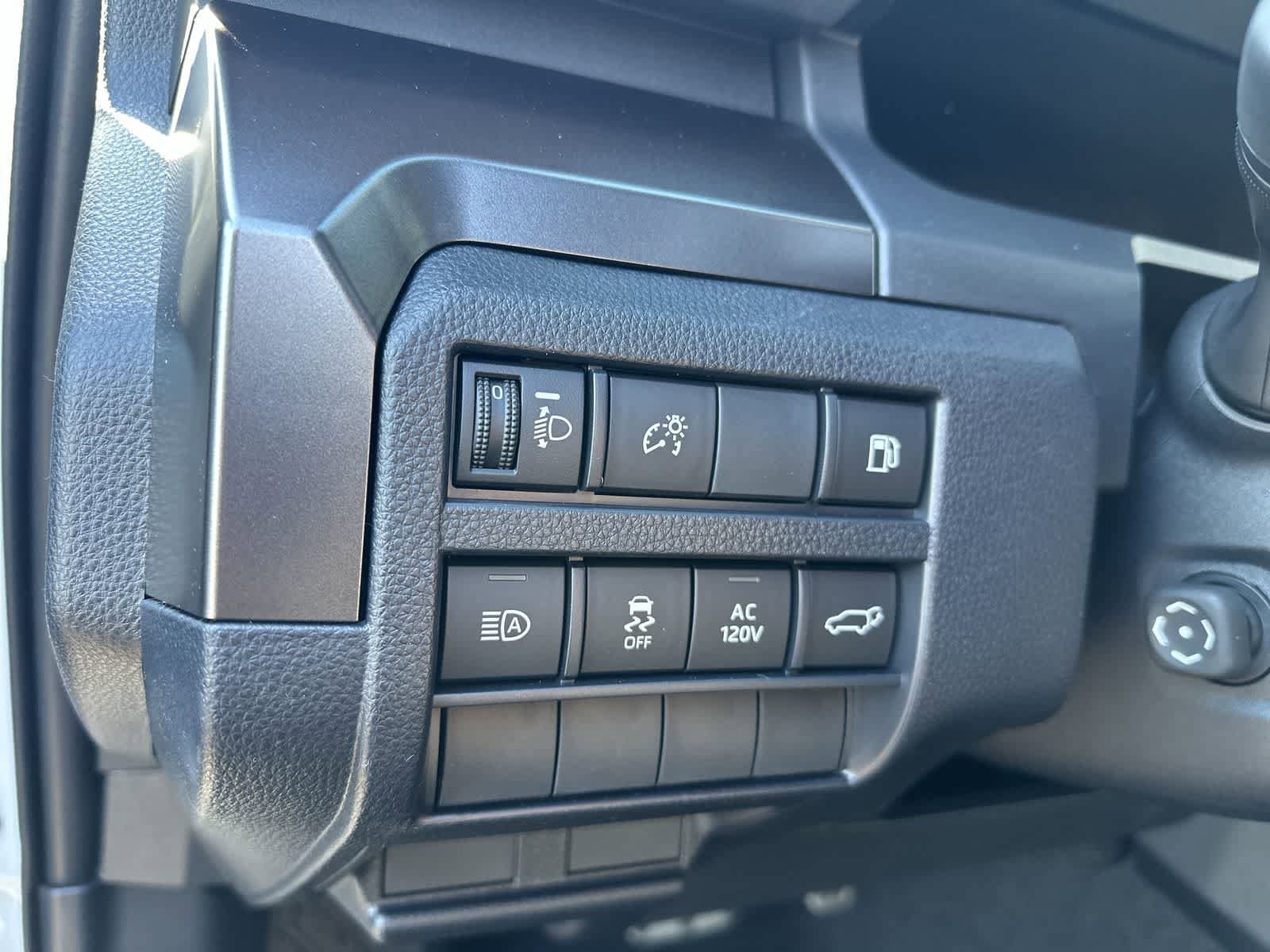 Thumbnail: 2026 Toyota 4Runner - 25