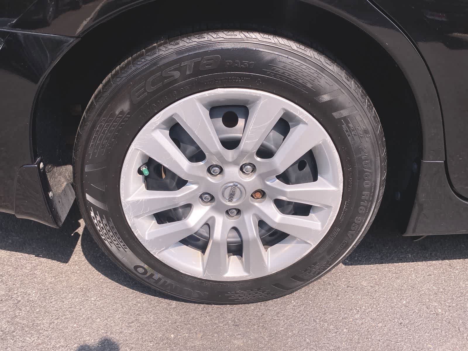 Thumbnail: 2015 Nissan Altima - 13