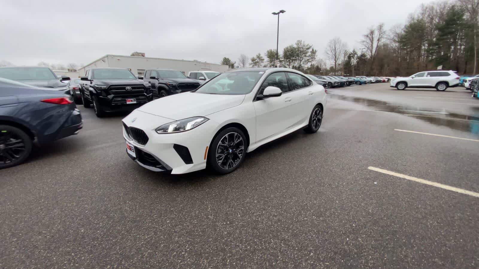 Thumbnail: 2025 BMW 2 Series - 8