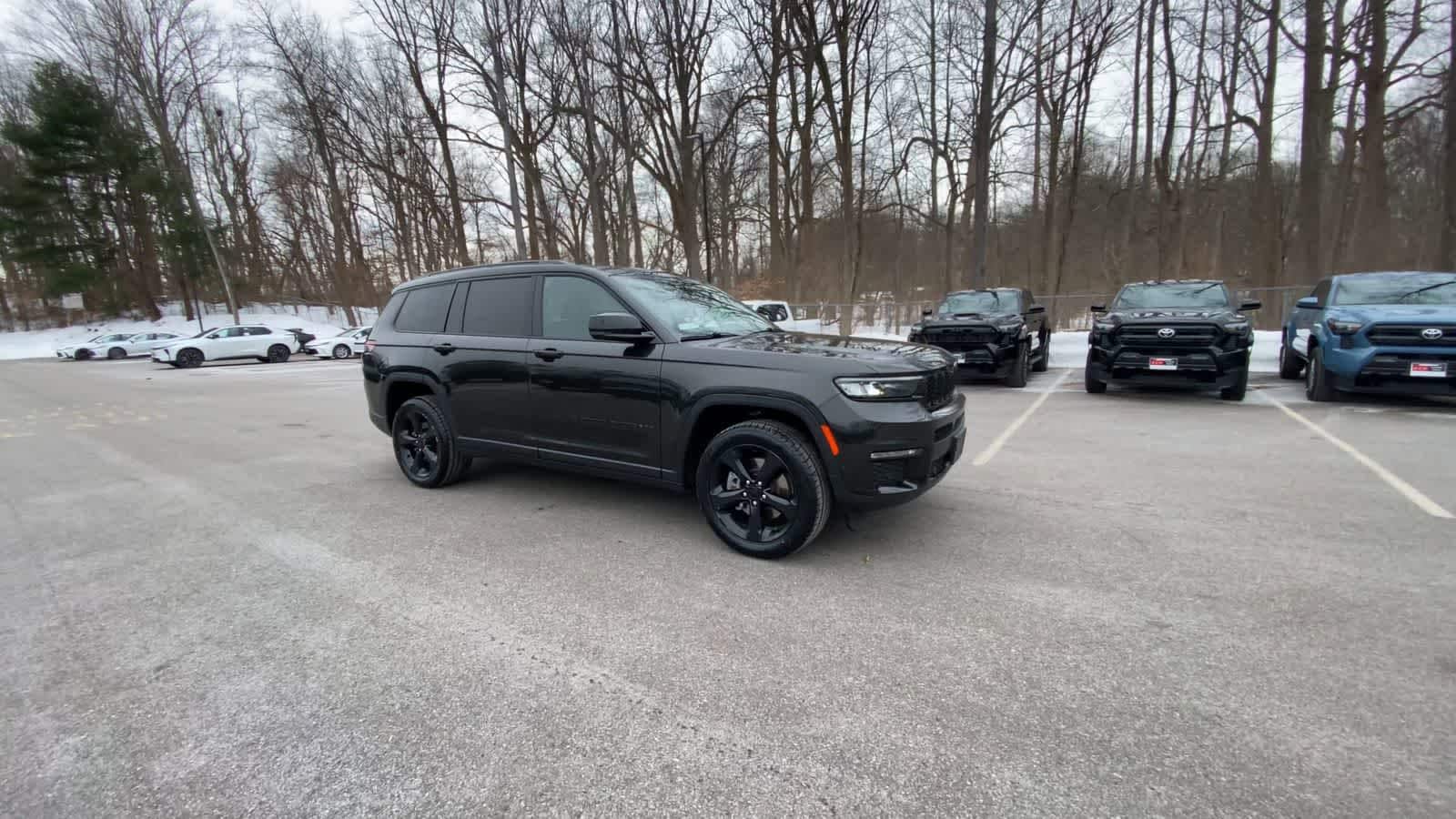 Thumbnail: 2022 Jeep Grand Cherokee - 5