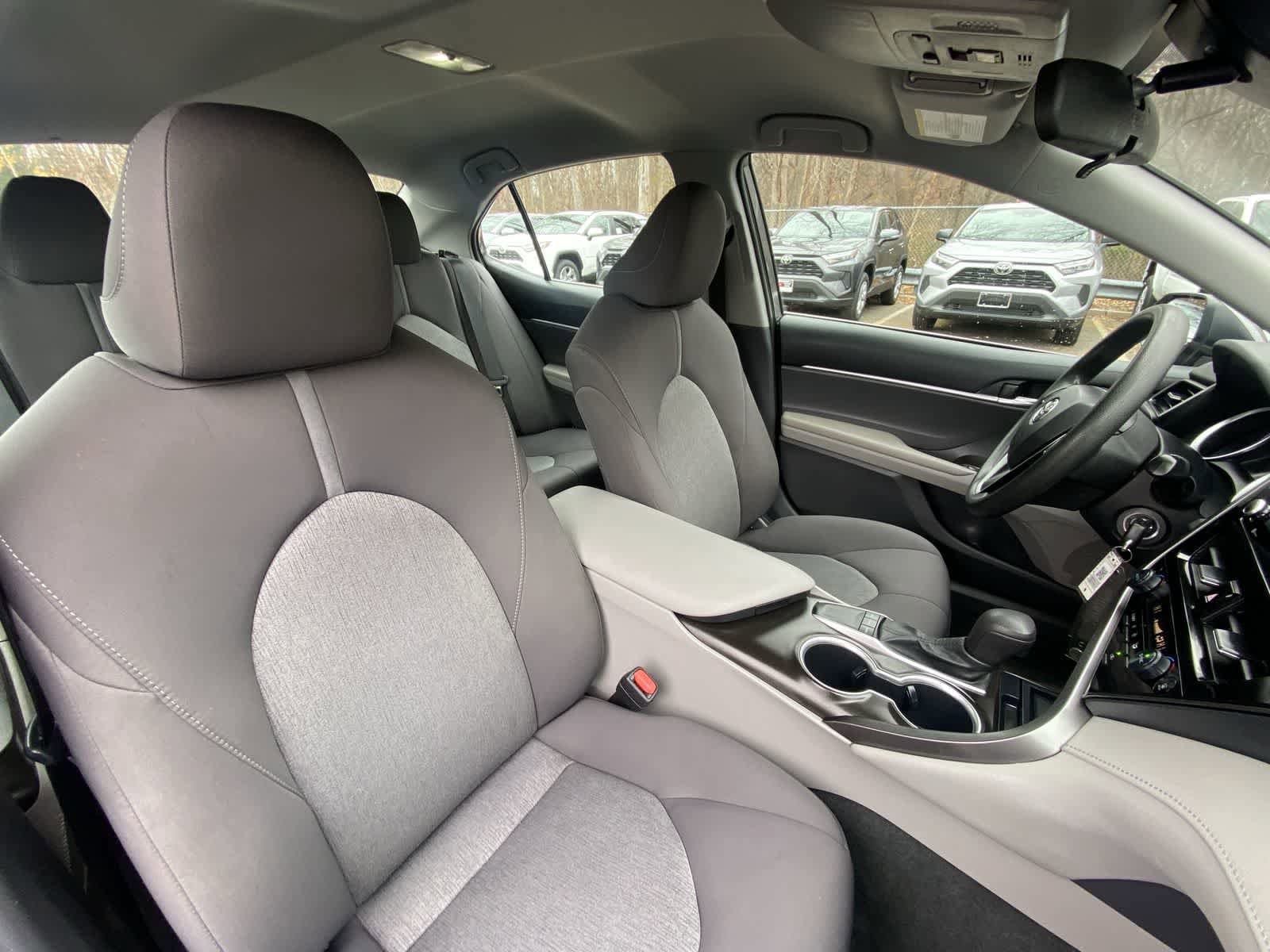 Thumbnail: 2023 Toyota Camry - 28