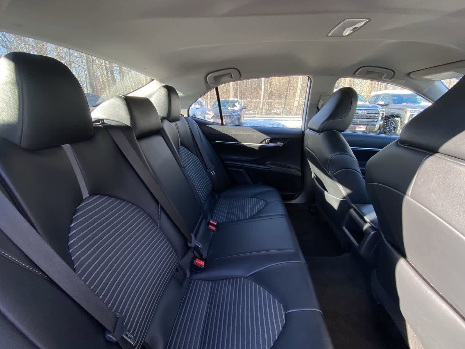 Thumbnail: 2023 Toyota Camry - 31