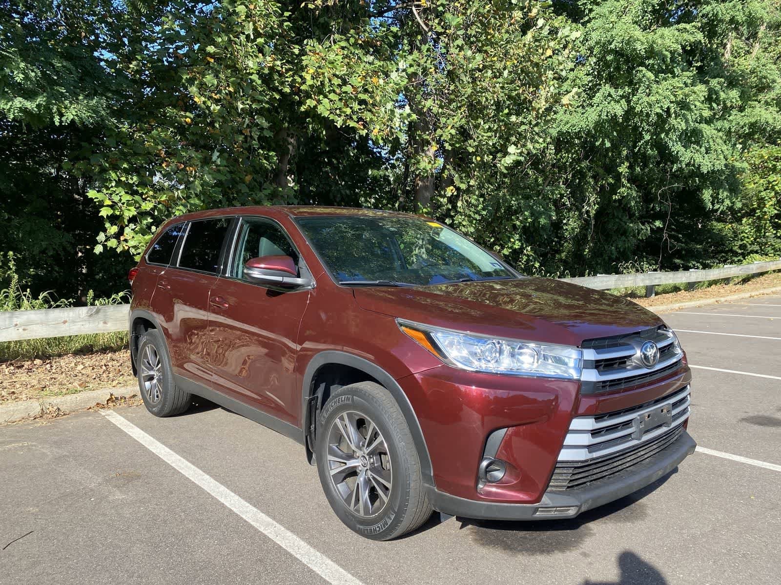 Thumbnail: 2019 Toyota Highlander - 3