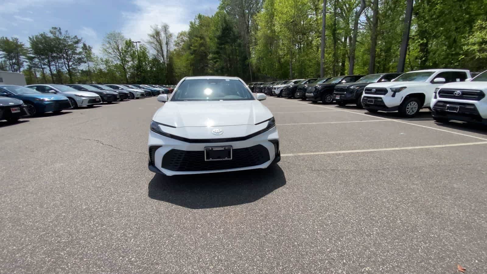 Thumbnail: 2025 Toyota Camry - 6