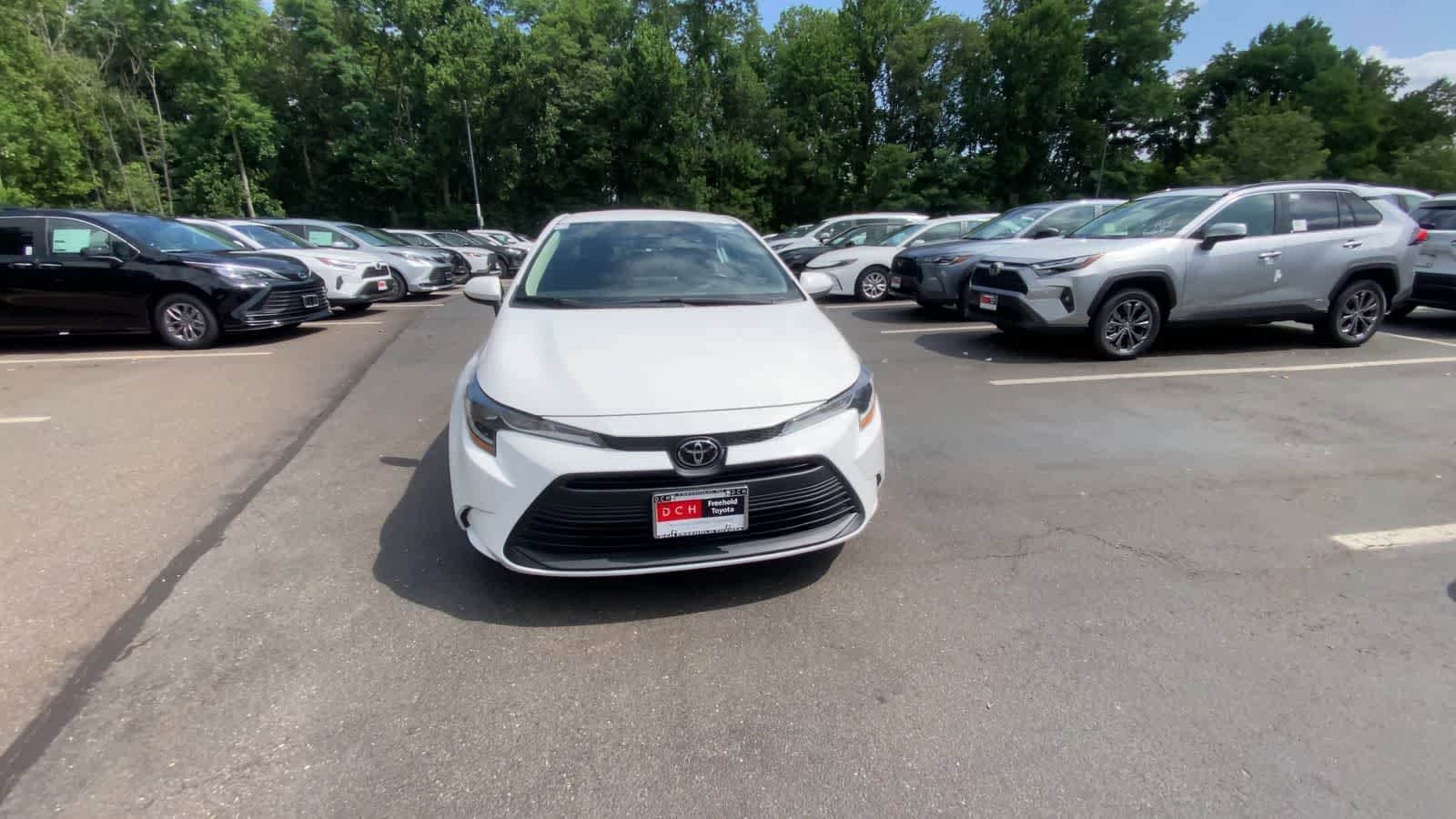 Thumbnail: 2024 Toyota Corolla - 3