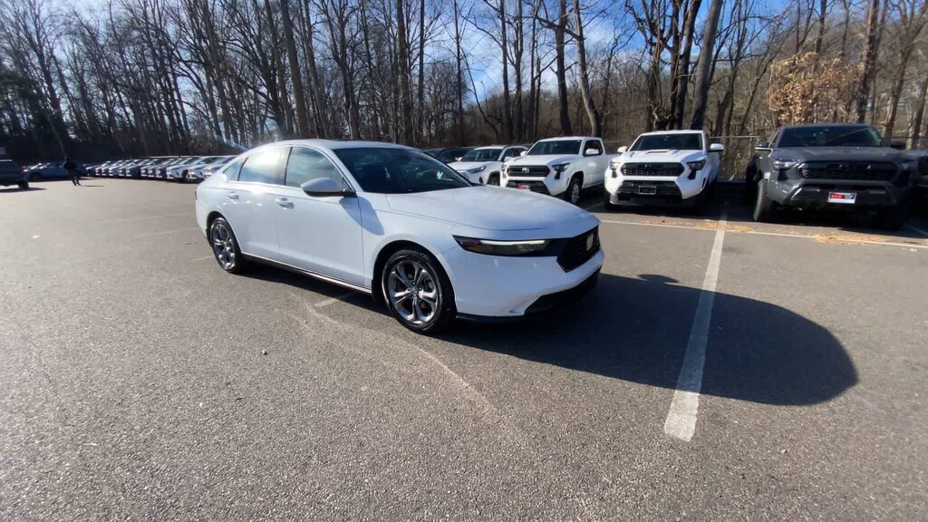 Used 2024 Honda Accord EX Sedan