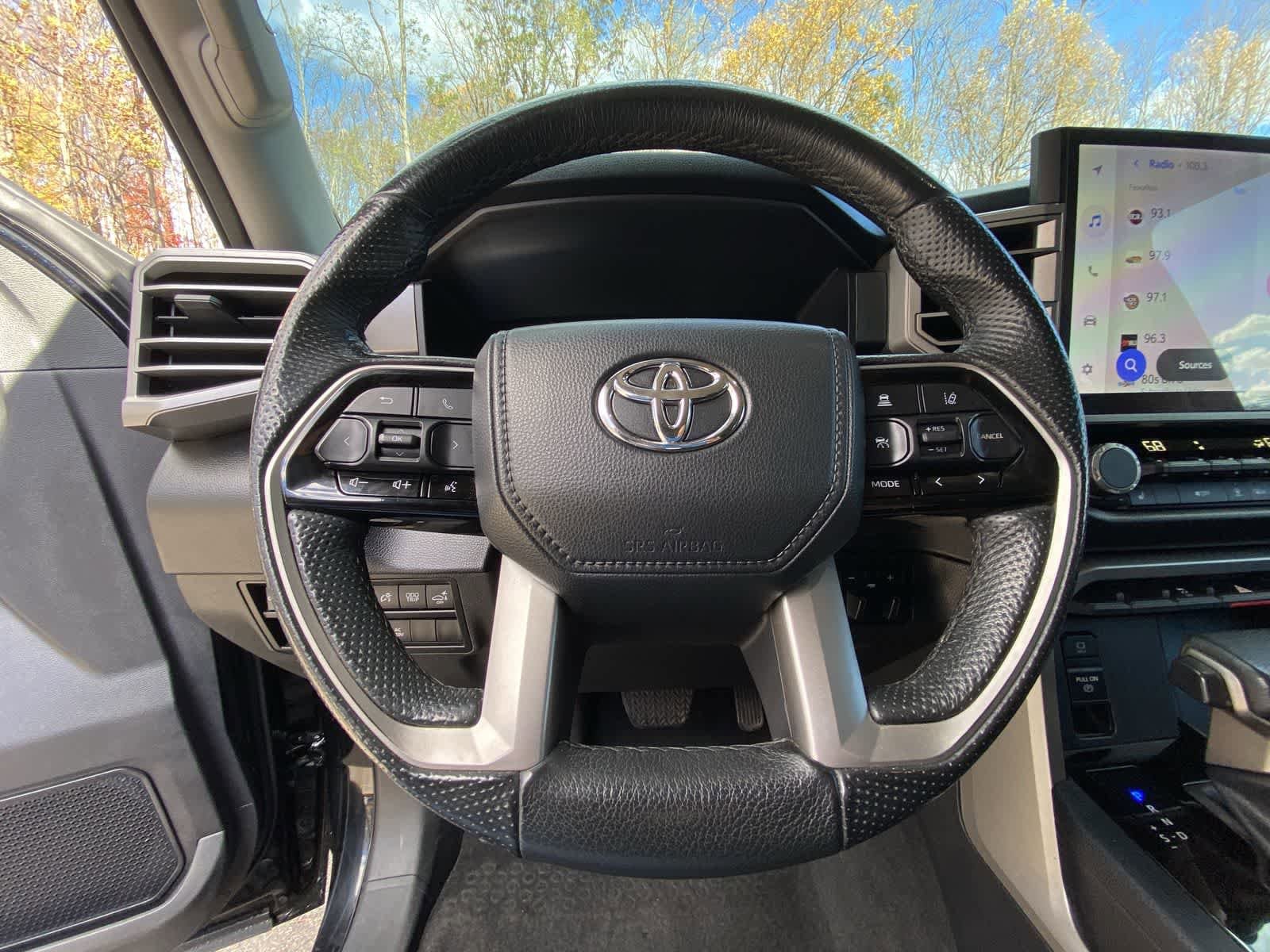 Thumbnail: 2022 Toyota Tundra - 32