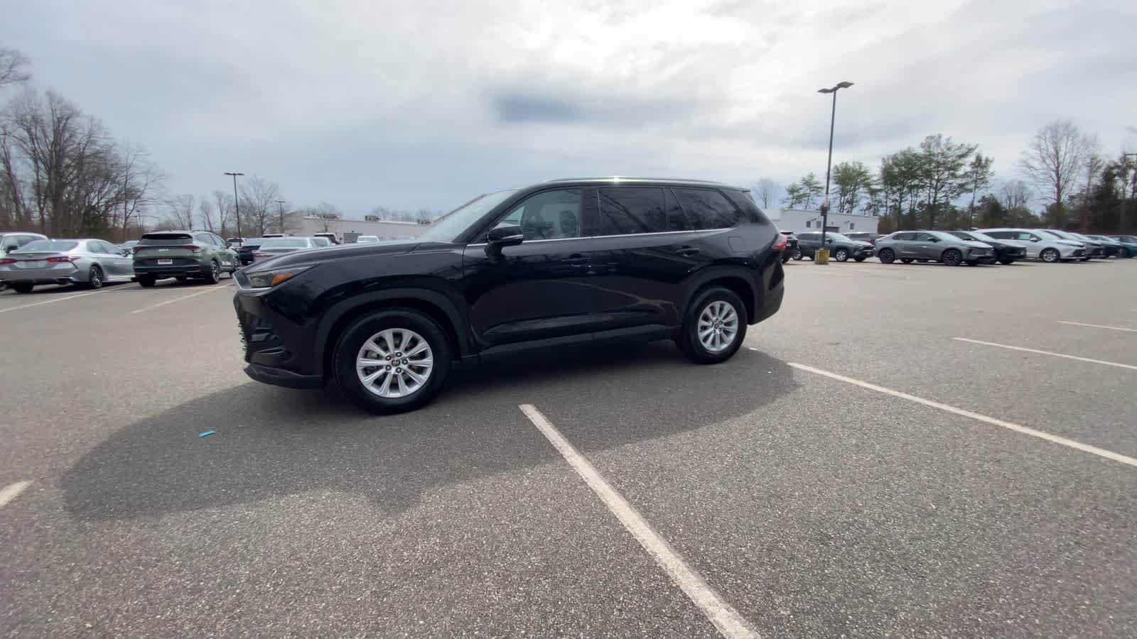 Thumbnail: 2025 Toyota Grand Highlander - 6