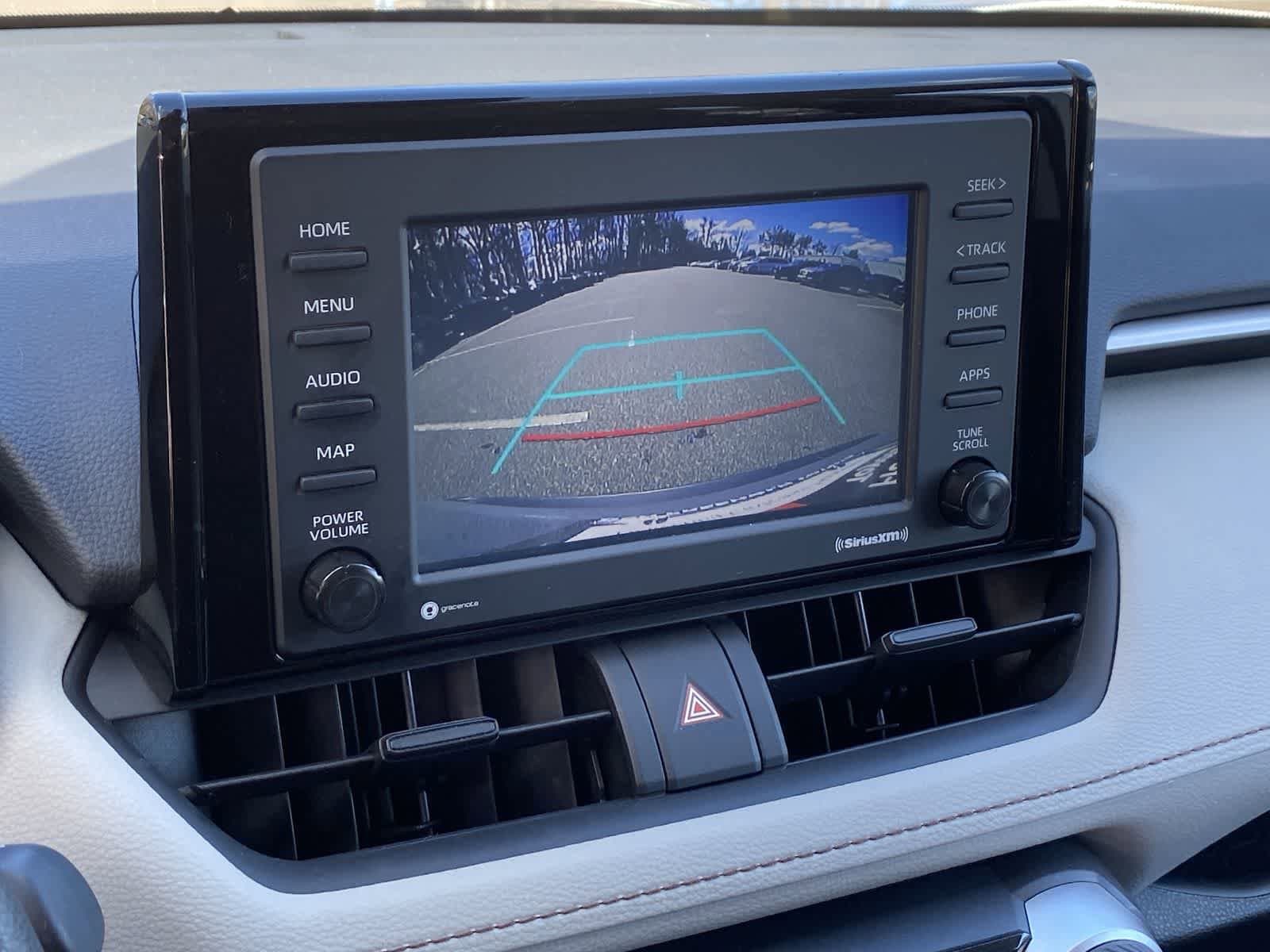 Thumbnail: 2021 Toyota RAV4 - 31