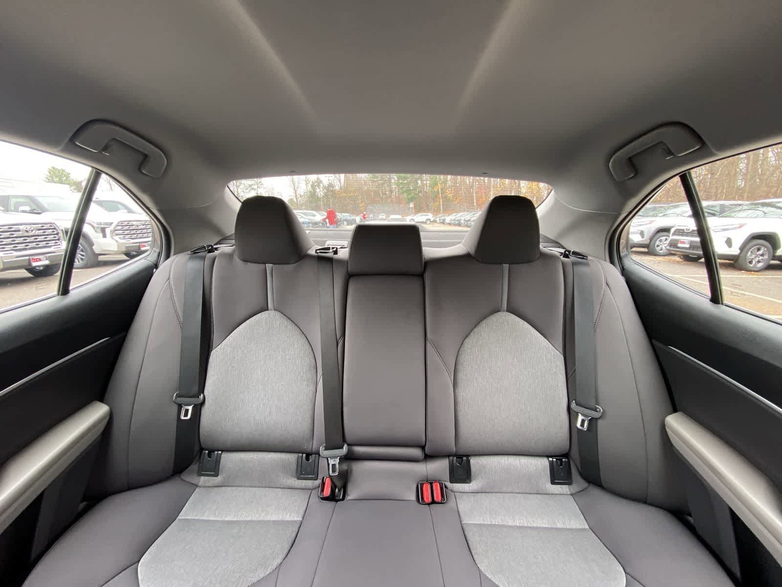 Thumbnail: 2023 Toyota Camry - 31