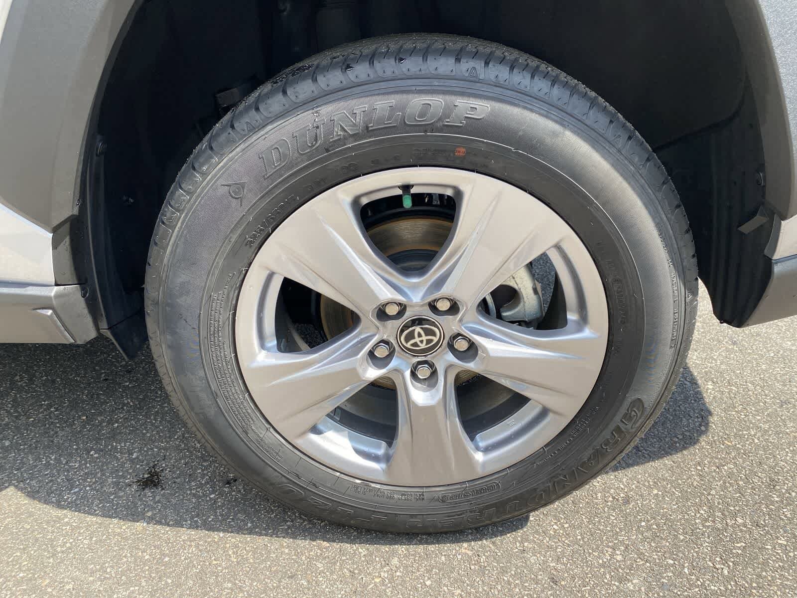 Thumbnail: 2025 Toyota RAV4 - 15