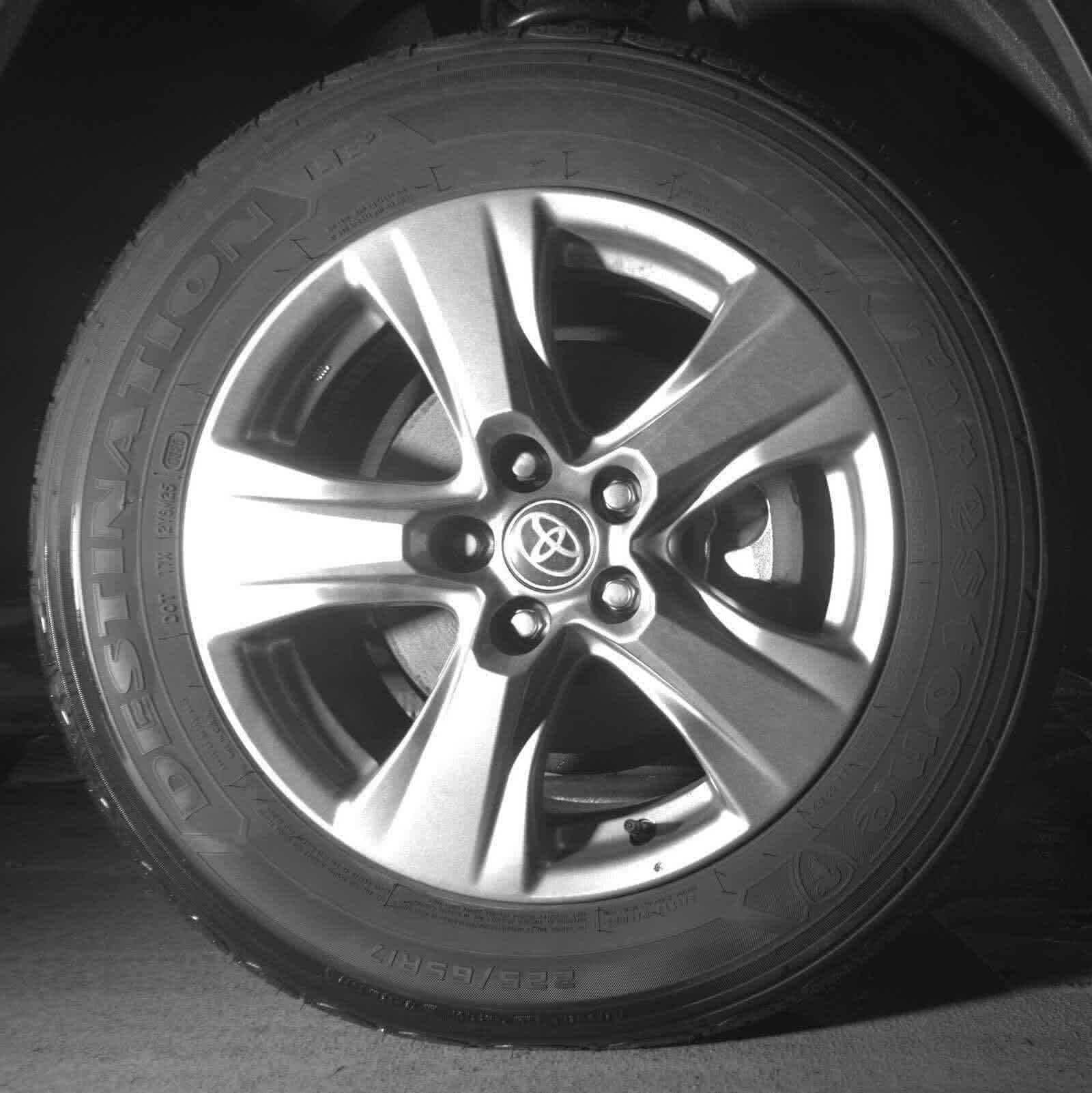 Thumbnail: 2025 Toyota RAV4 - 9