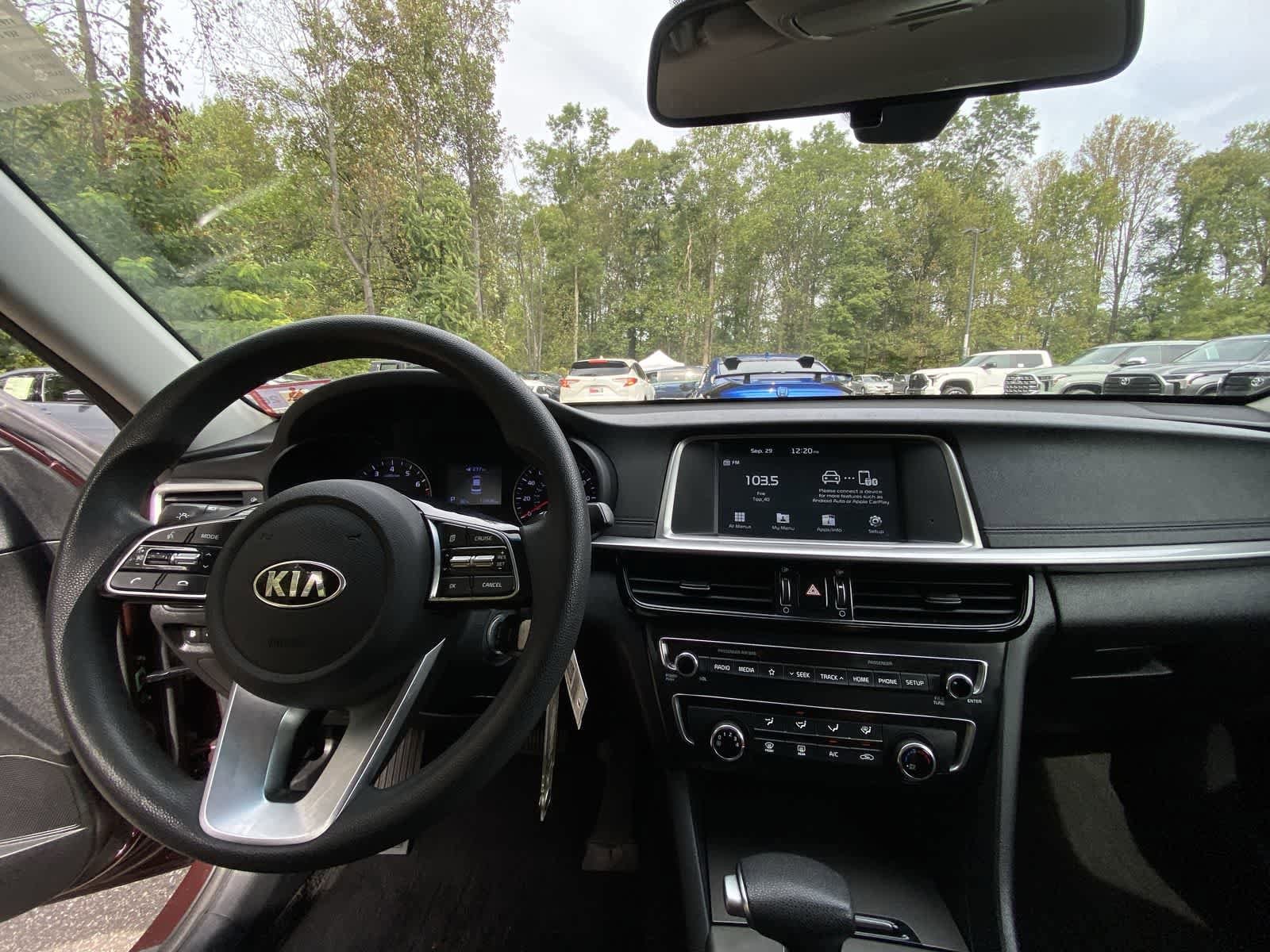 Thumbnail: 2019 Kia Optima - 18