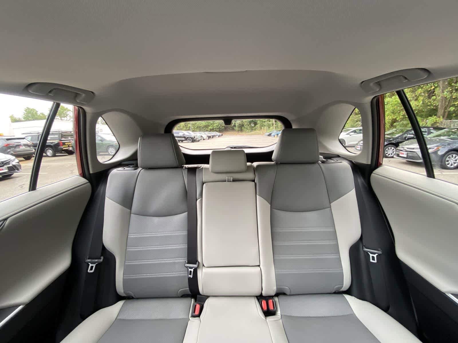 Thumbnail: 2024 Toyota RAV4 - 25