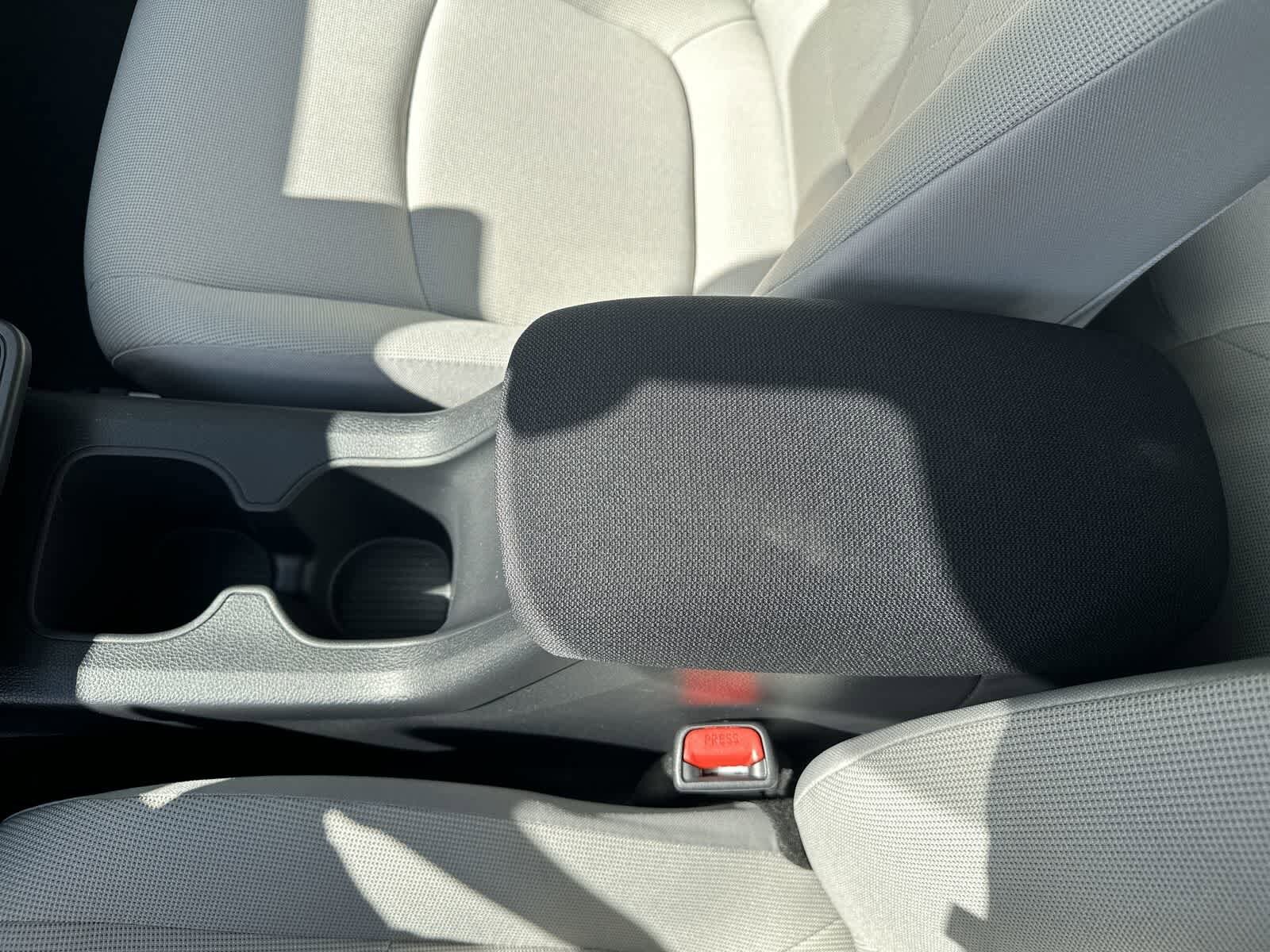 Thumbnail: 2026 Toyota Corolla Cross - 21