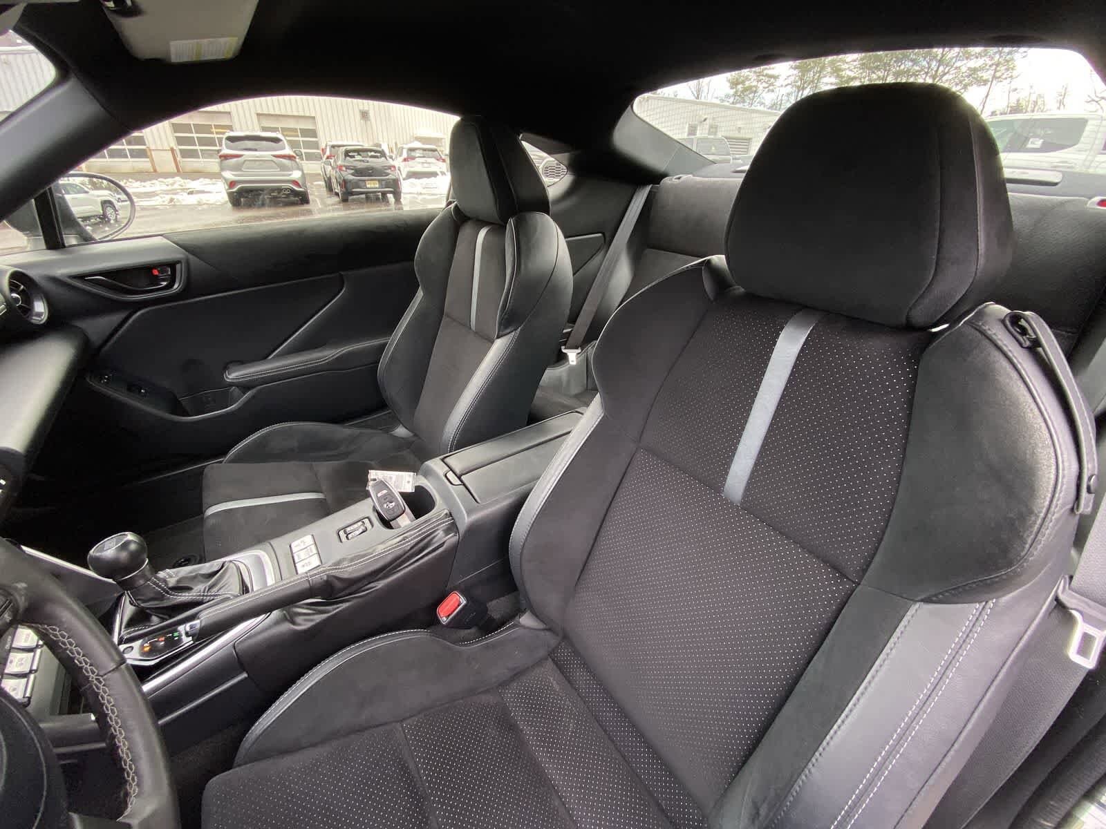 Thumbnail: 2023 Toyota GR86 - 20