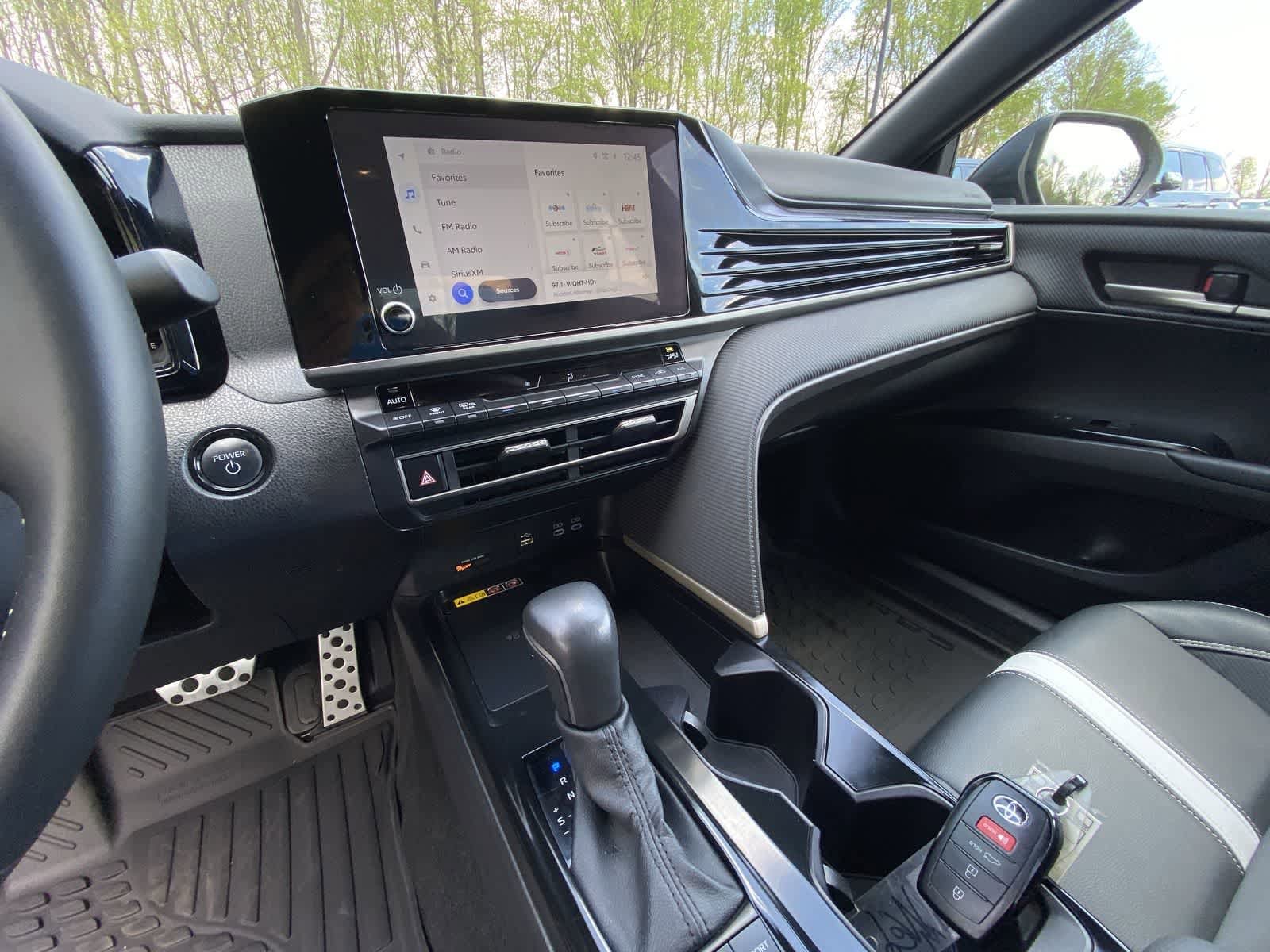 Thumbnail: 2025 Toyota Camry - 22