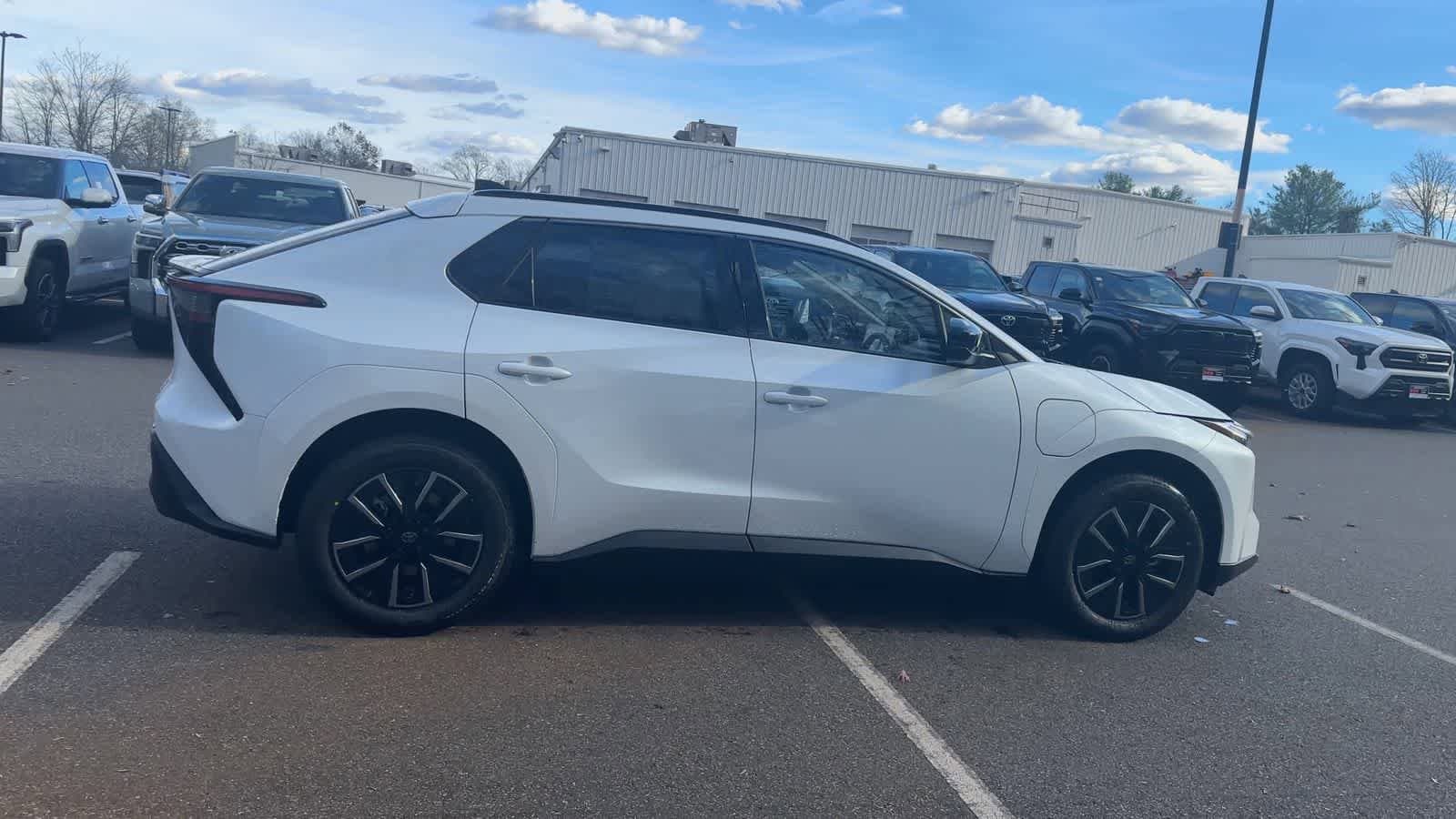 Thumbnail: 2026 Toyota bZ - 9