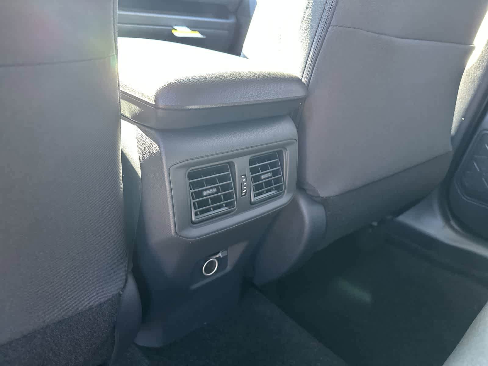 Thumbnail: 2025 Toyota RAV4 - 32