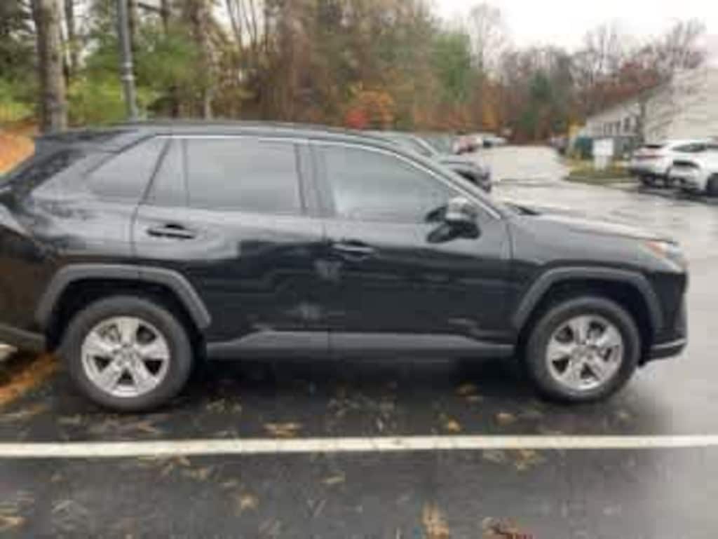 Used 2025 Toyota RAV4 XLE SUV