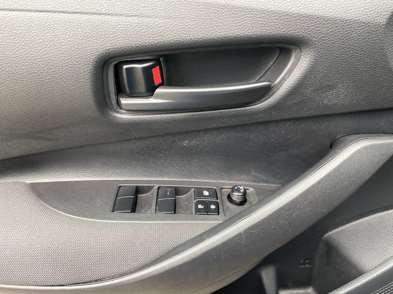 Thumbnail: 2025 Toyota Corolla - 18