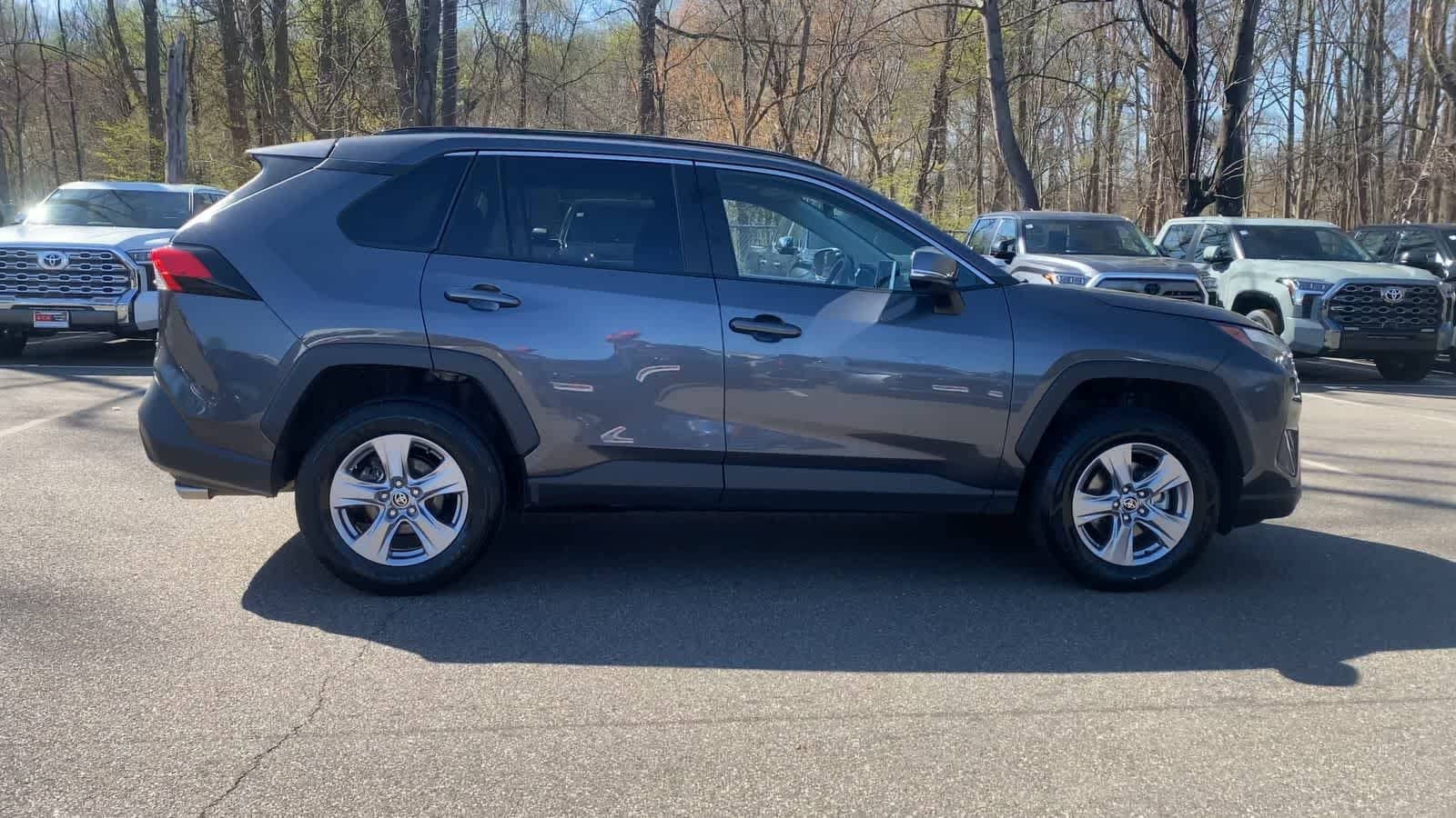 Thumbnail: 2025 Toyota RAV4 - 9