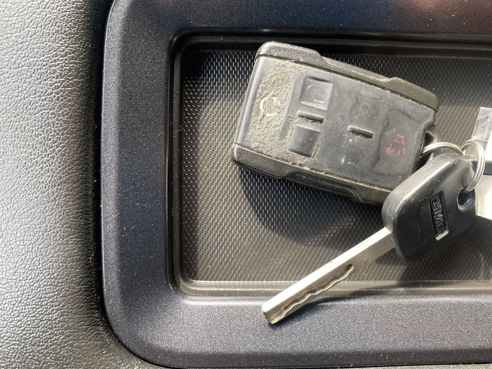 Thumbnail: 2018 GMC Yukon - 38