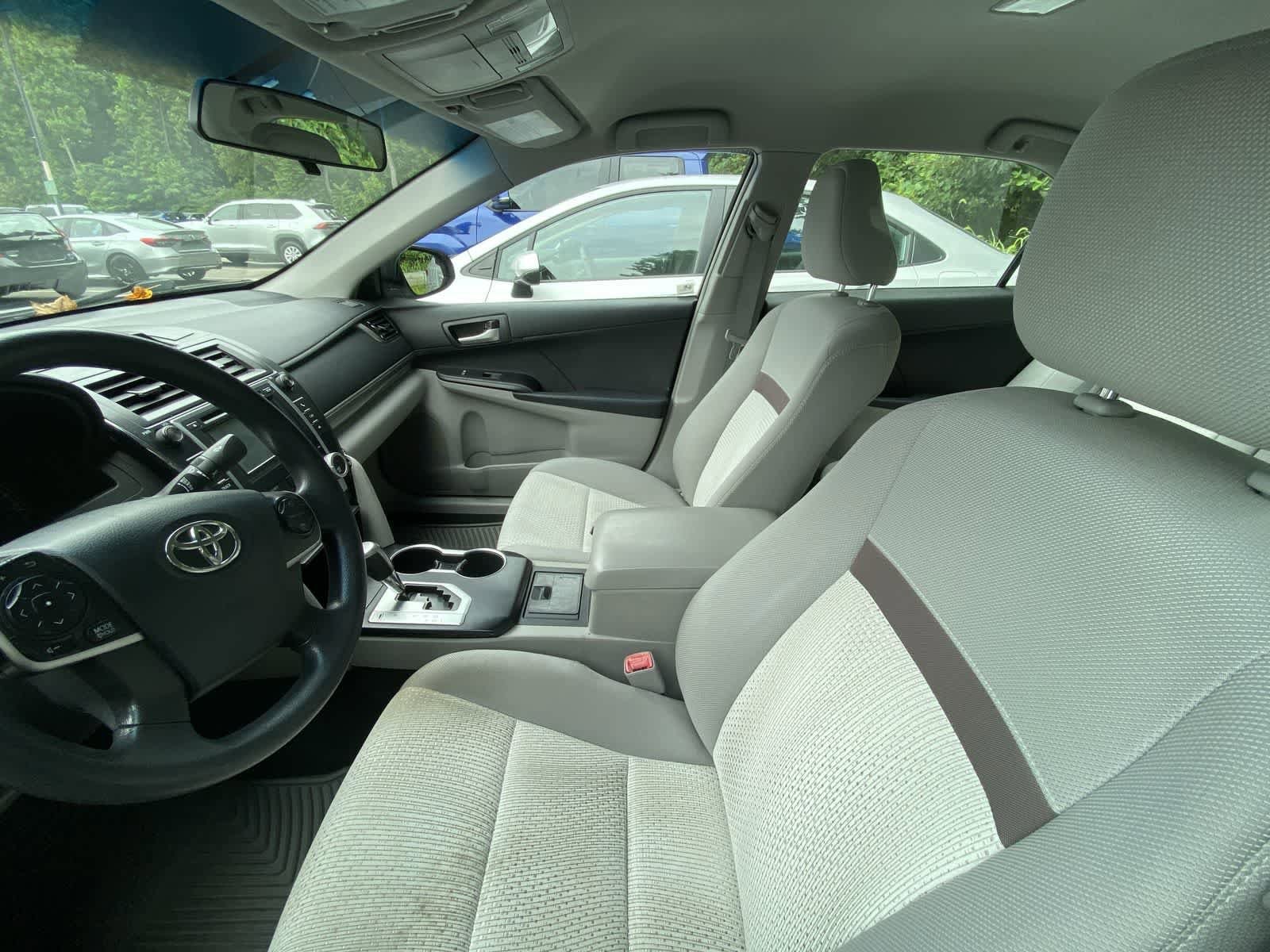 Thumbnail: 2012 Toyota Camry - 7
