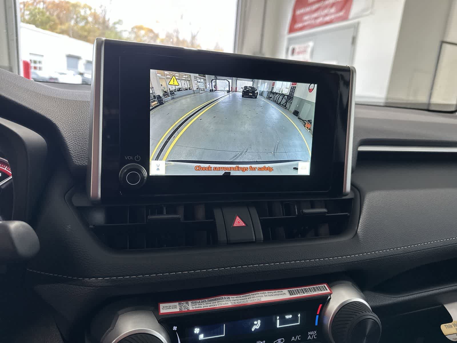 Thumbnail: 2025 Toyota RAV4 - 24