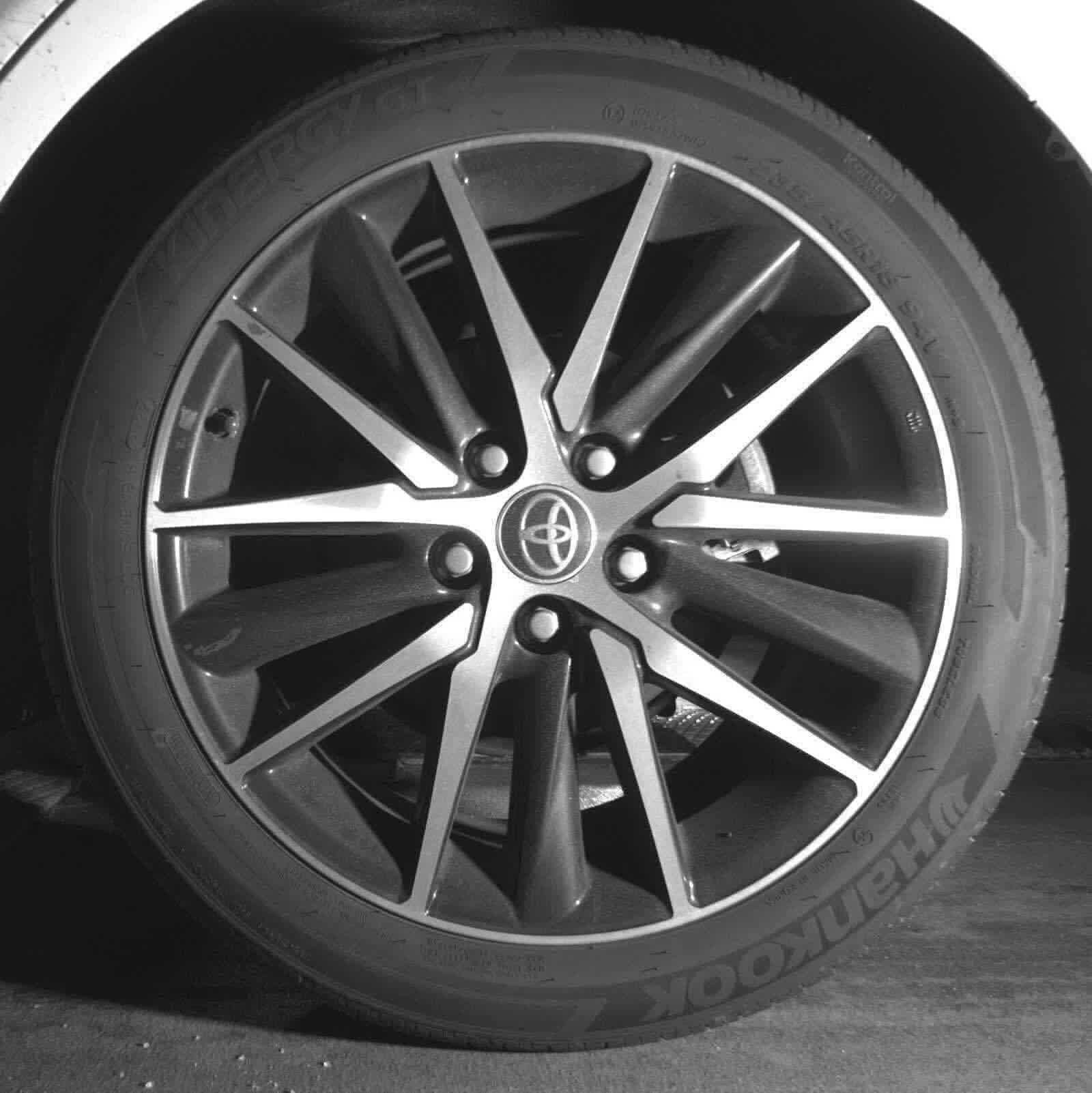 Thumbnail: 2023 Toyota Camry - 13