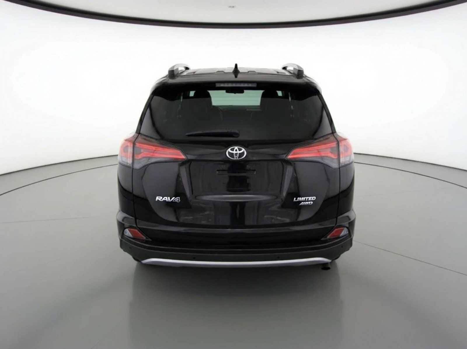 Thumbnail: 2016 Toyota RAV4 - 5
