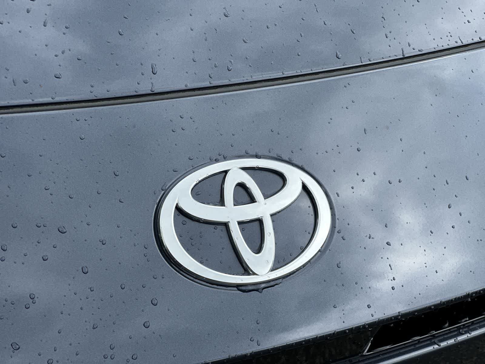 Thumbnail: 2026 Toyota Camry - 12