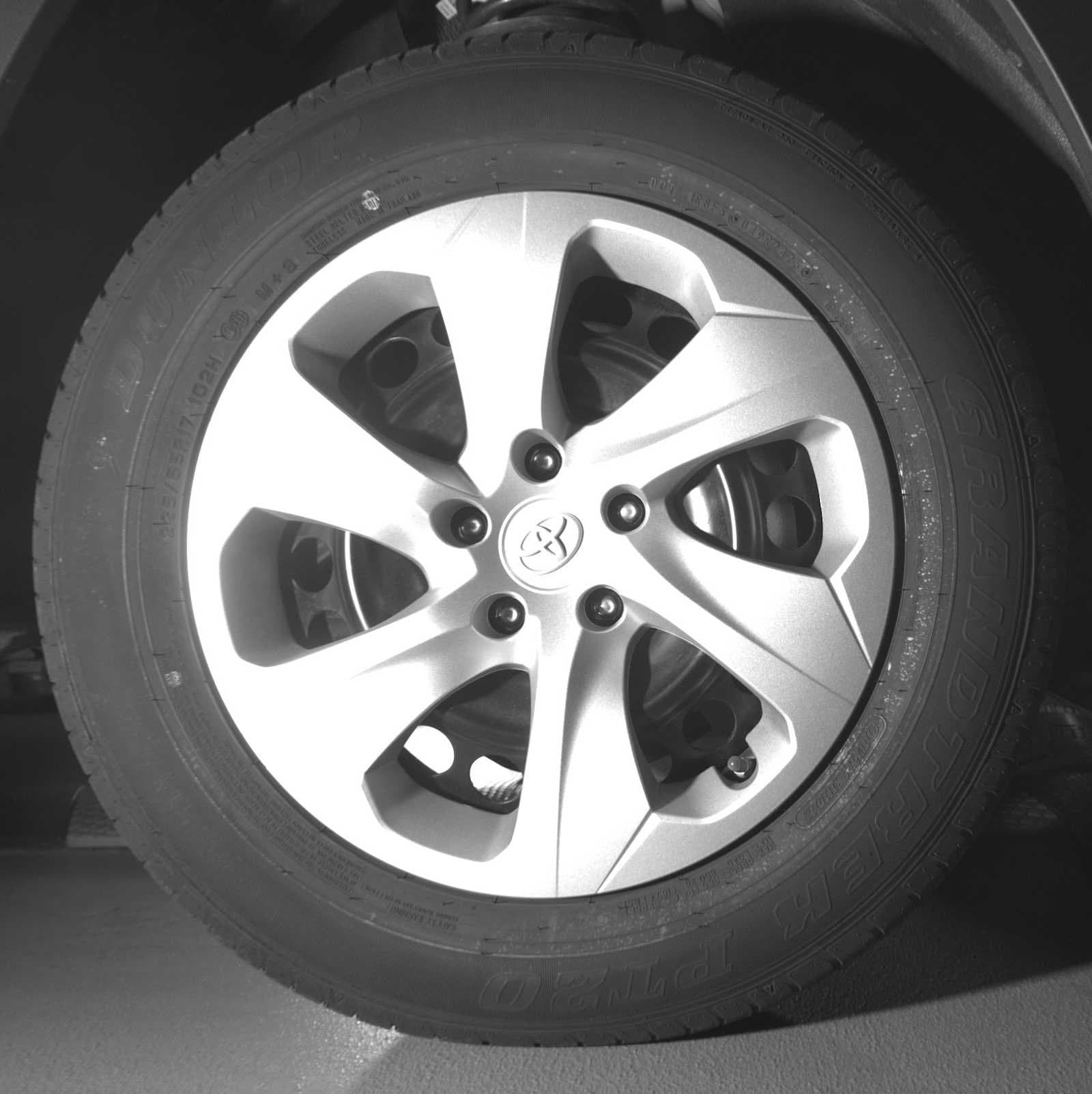 Thumbnail: 2025 Toyota RAV4 - 17