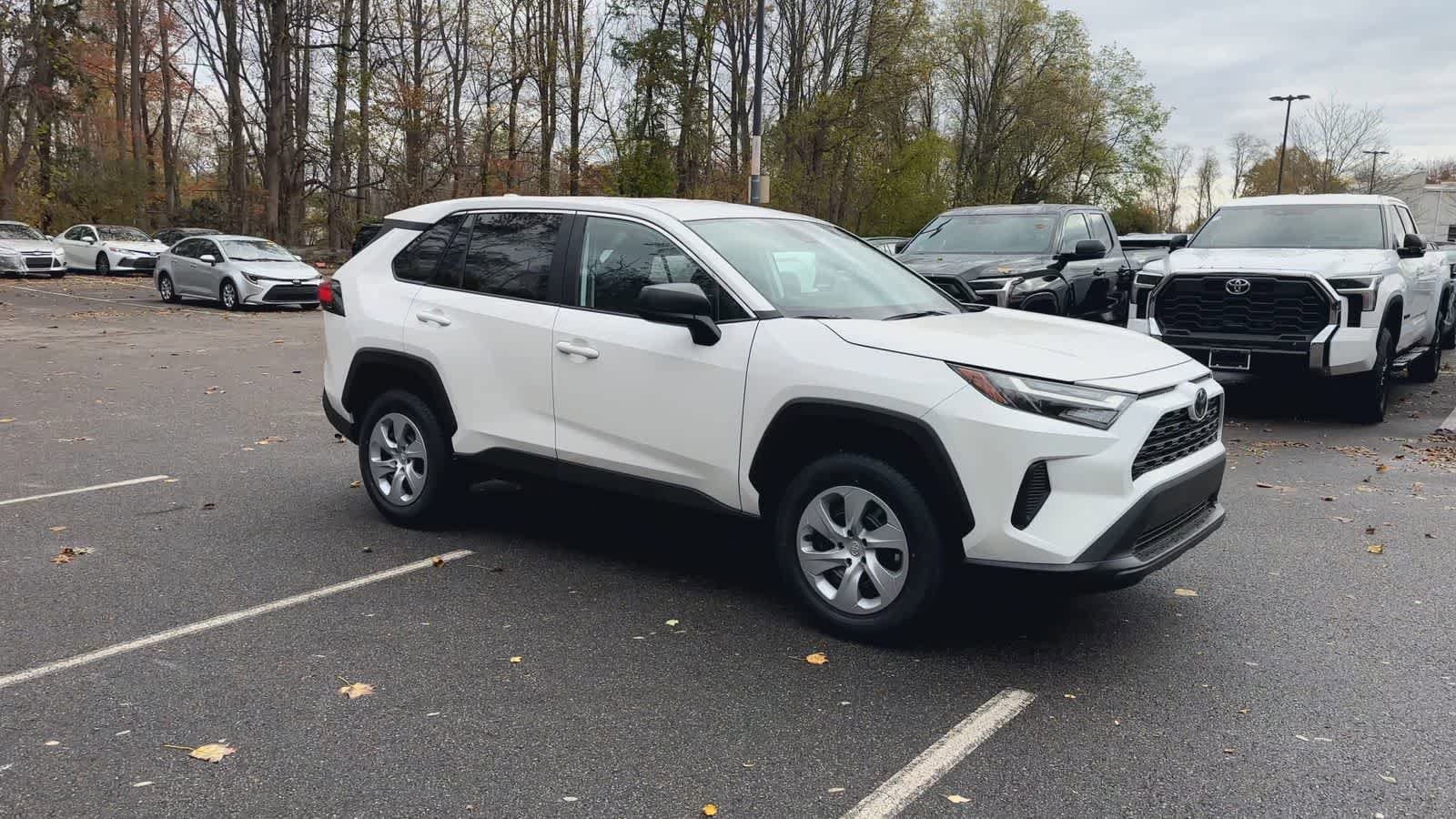 Thumbnail: 2025 Toyota RAV4 - 8