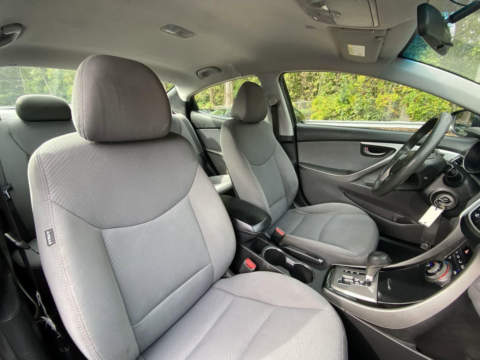 Thumbnail: 2013 Hyundai Elantra - 21