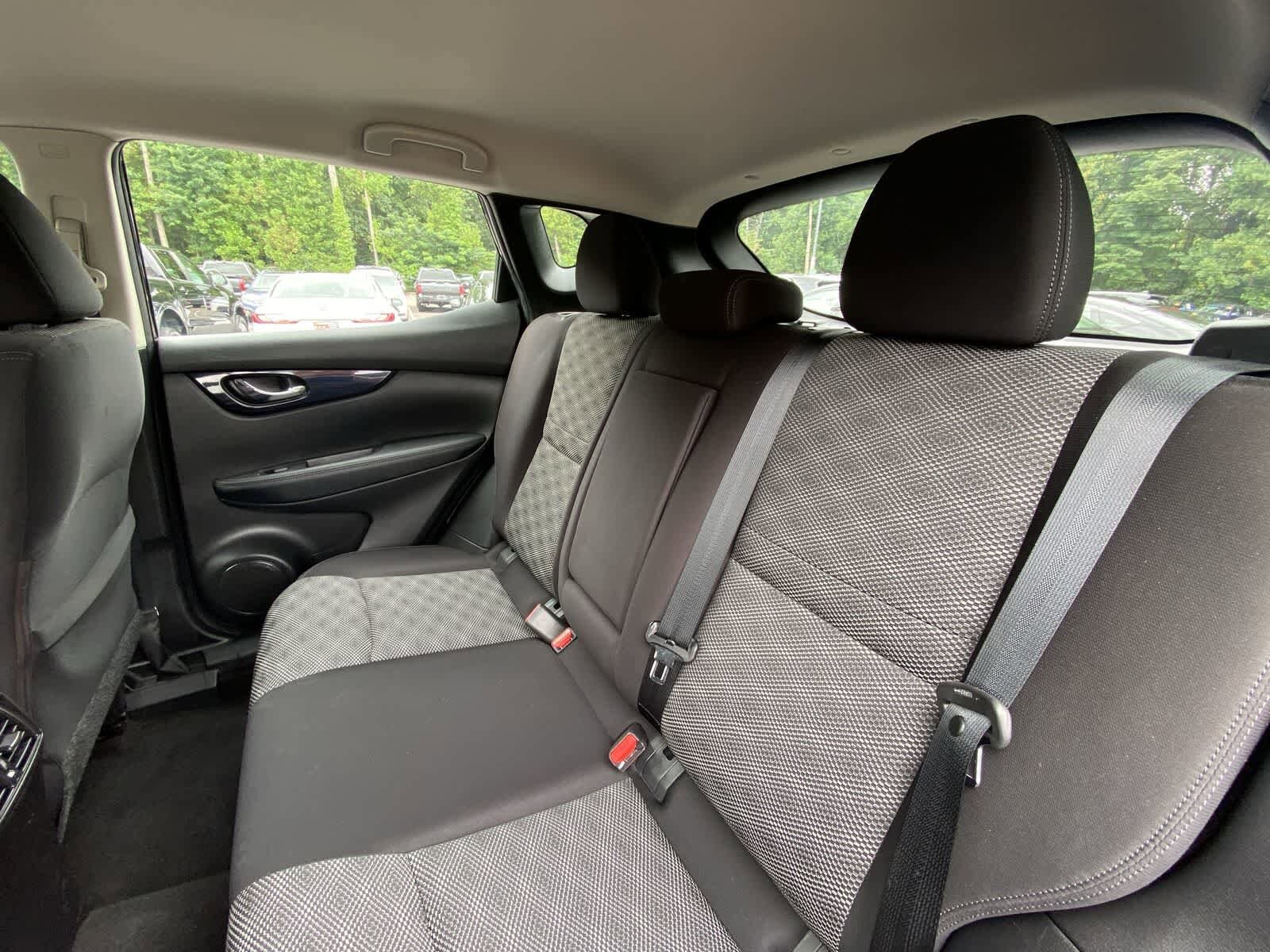 Thumbnail: 2019 Nissan Rogue Sport - 22