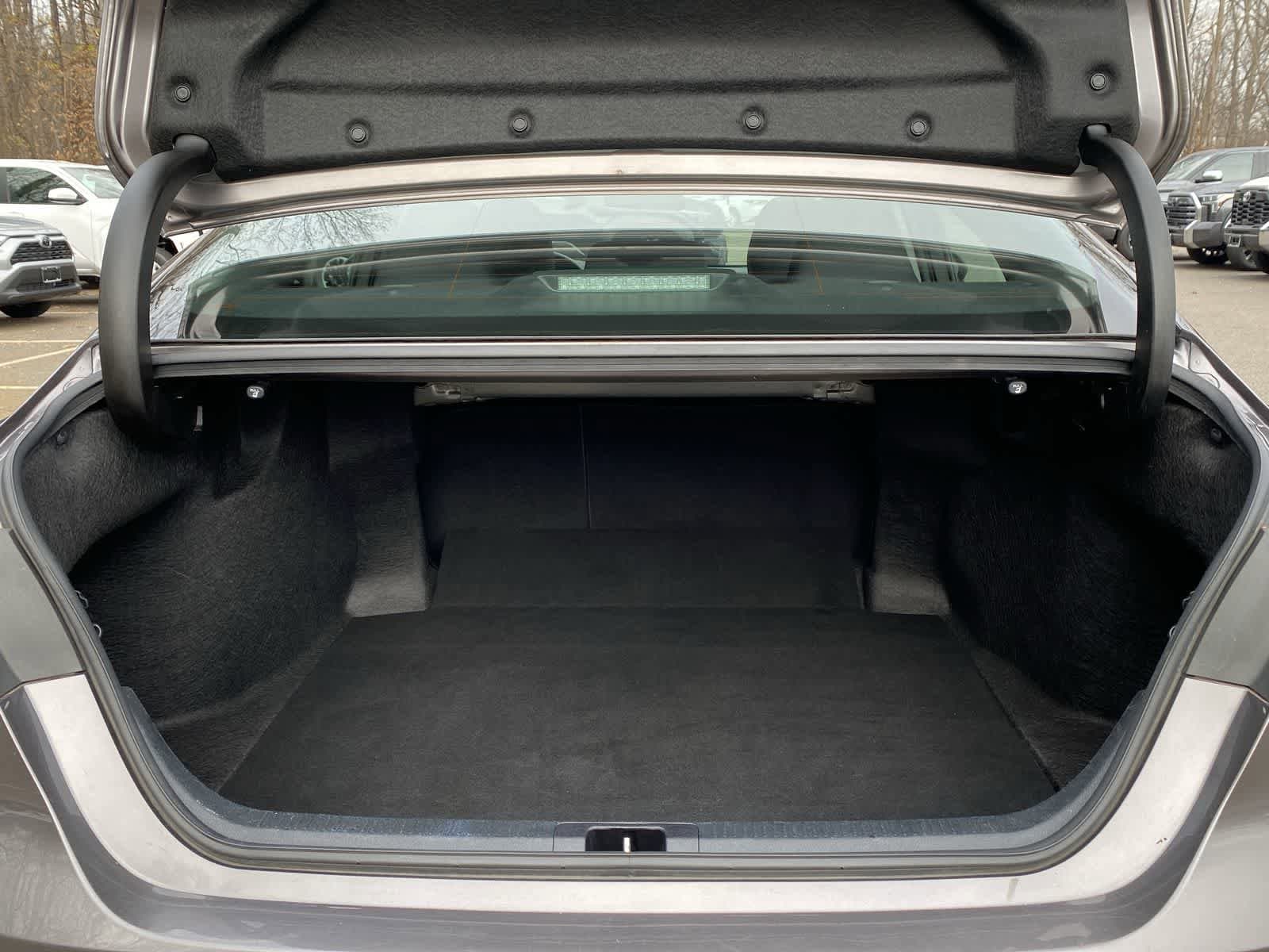 Thumbnail: 2023 Toyota Camry - 18