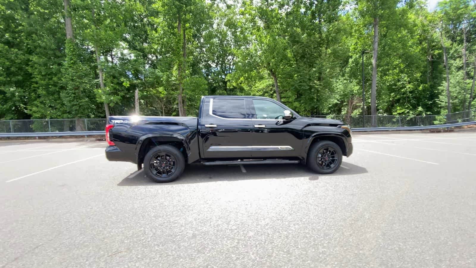 Thumbnail: 2025 Toyota Tundra - 2