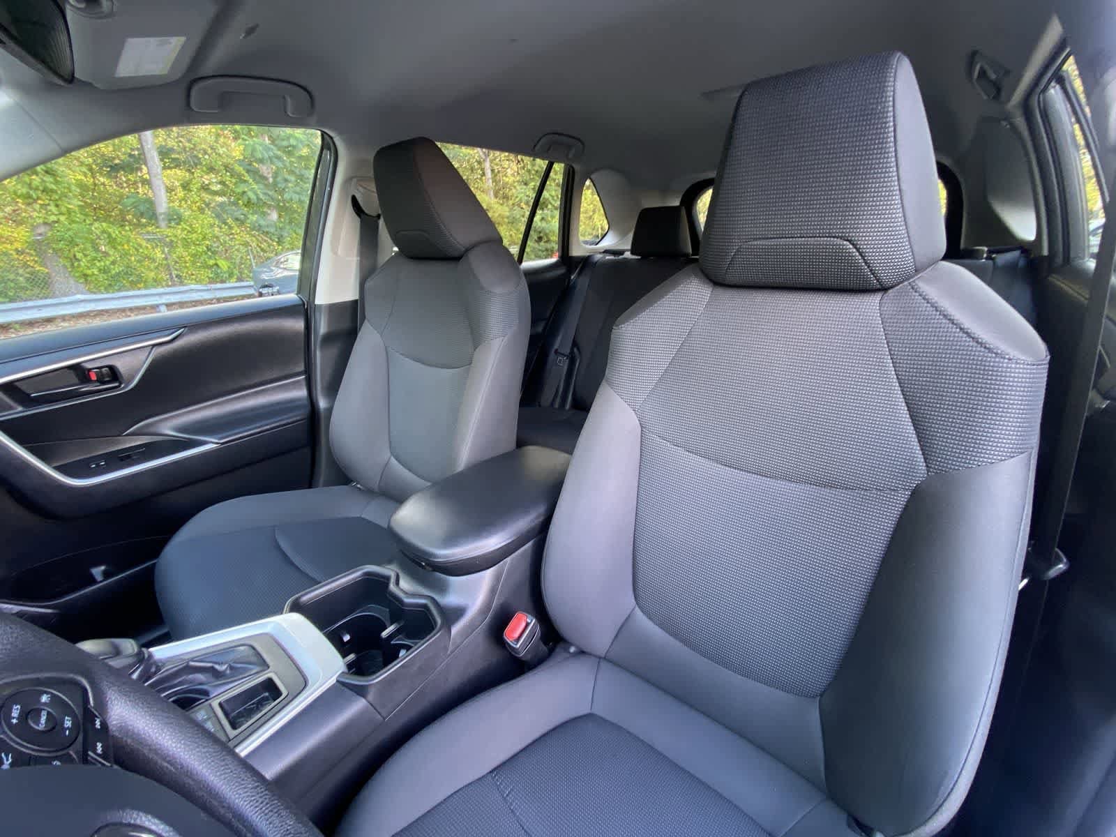 Thumbnail: 2024 Toyota RAV4 - 17