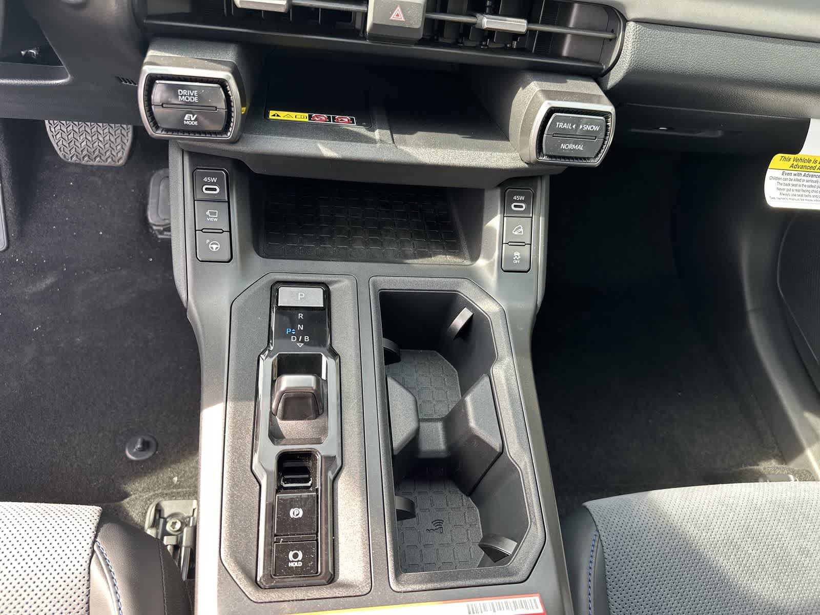 Thumbnail: 2026 Toyota RAV4 - 32