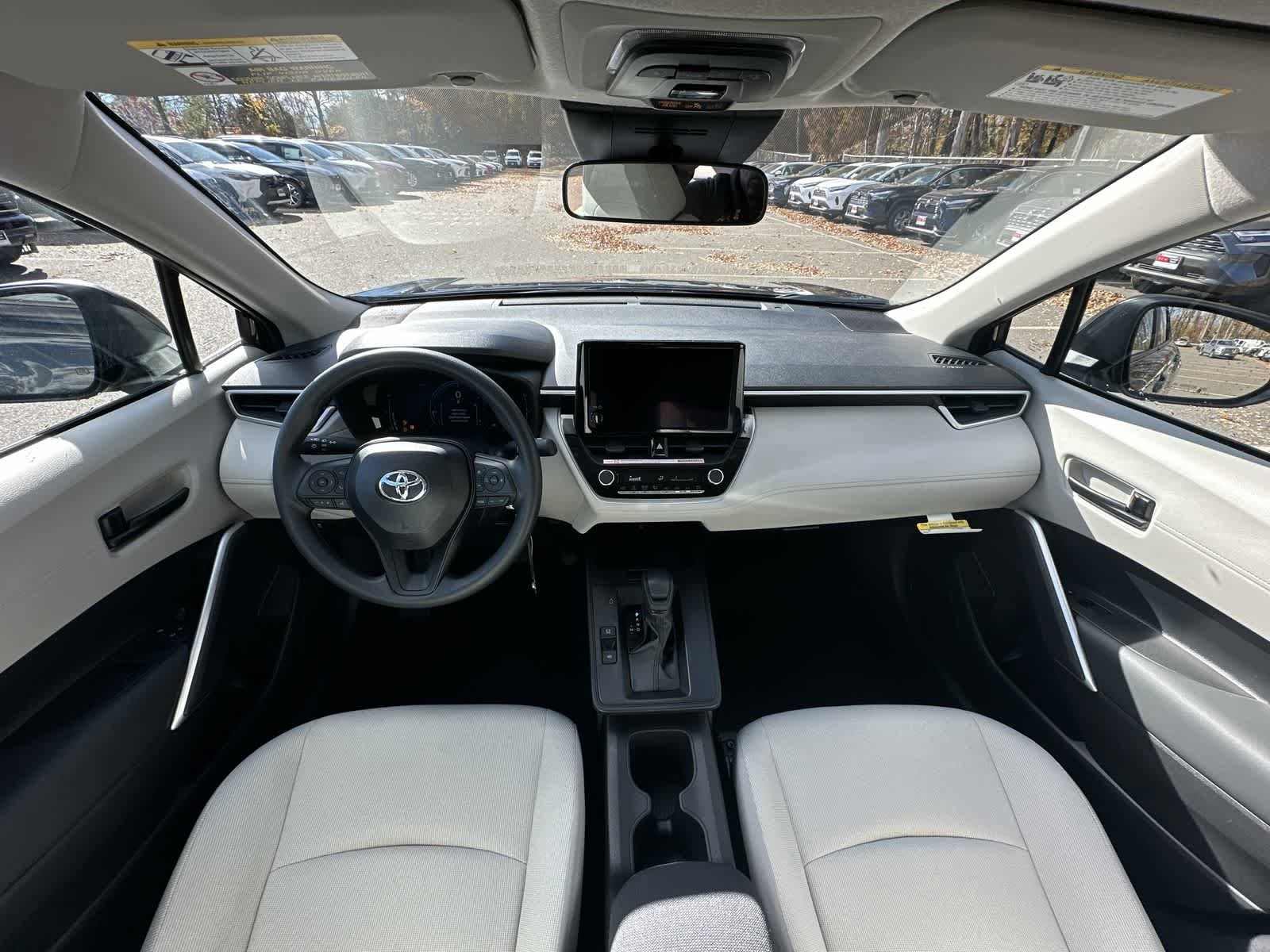 Thumbnail: 2026 Toyota Corolla Cross - 25