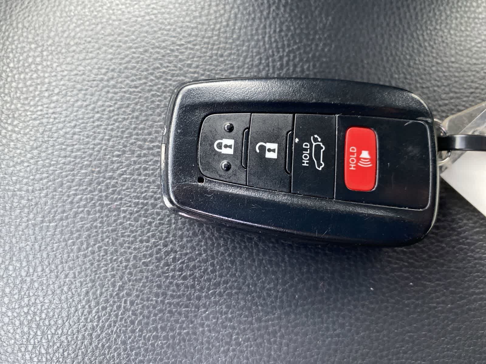 Thumbnail: 2025 Toyota RAV4 - 35