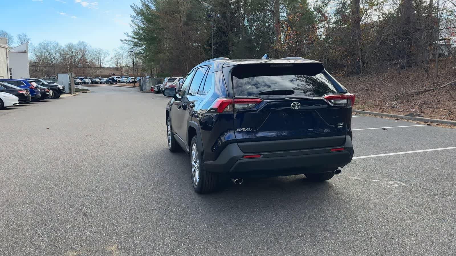 Thumbnail: 2025 Toyota RAV4 - 7