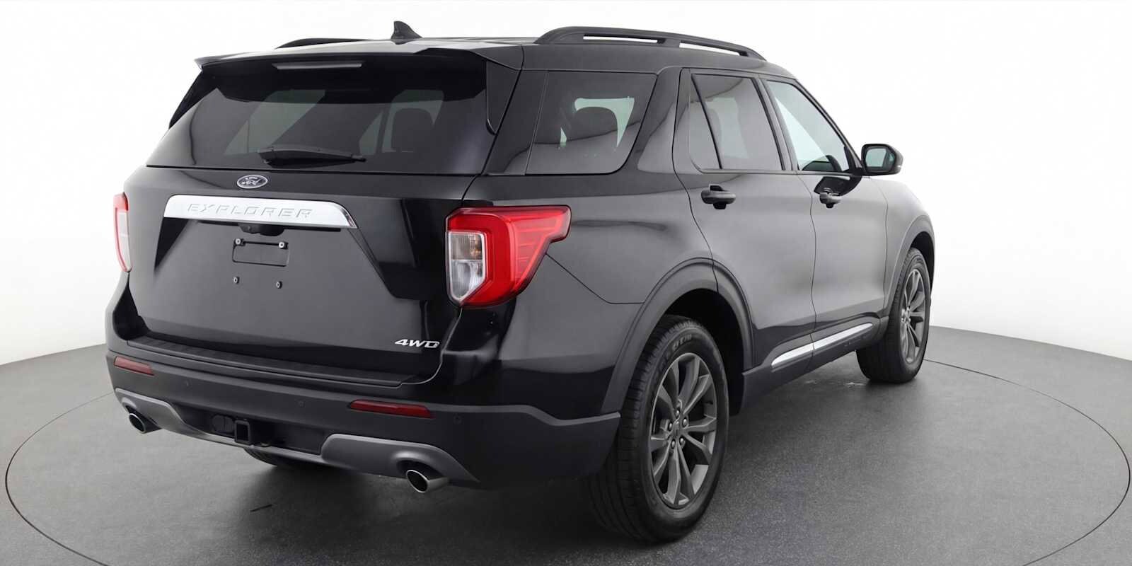 Thumbnail: 2023 Ford Explorer - 5