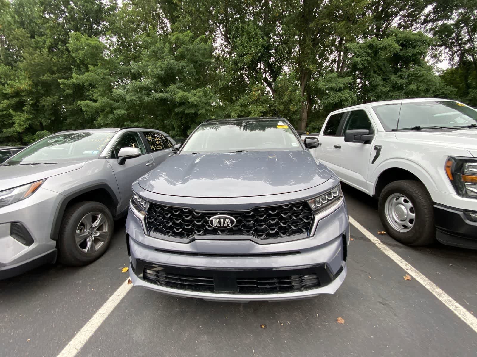 Thumbnail: 2021 Kia Sorento - 2