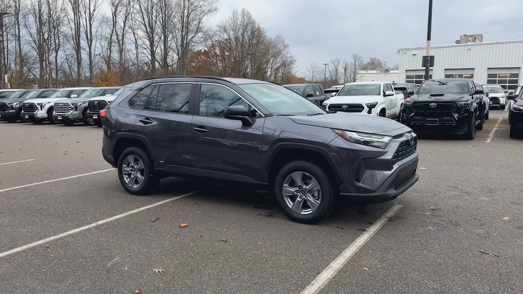 New 2025 Toyota RAV4 Hybrid LE SUV