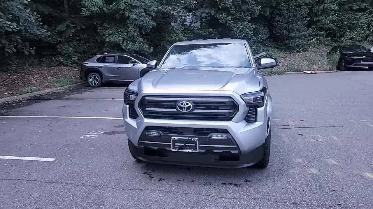 Thumbnail: 2025 Toyota Tacoma - 3